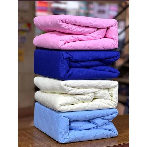 6x6 Quilted Waterproof Mattress Protector – Soft Fitted Mattress Cover
