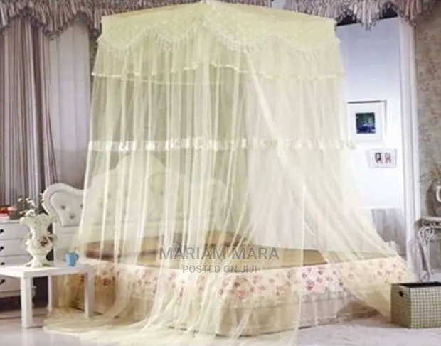 Square Top Hanging Mosquito Net - Cream