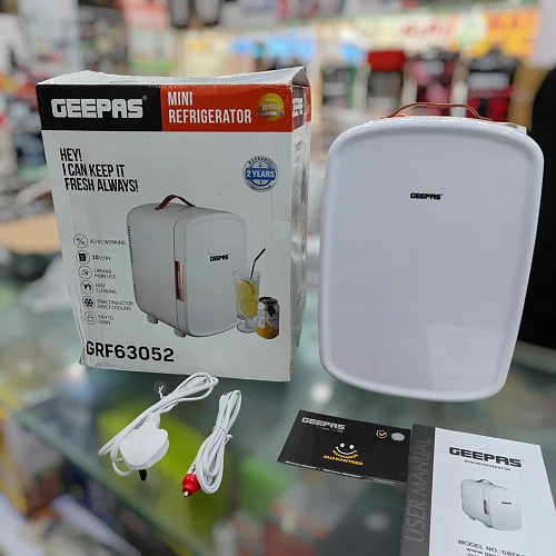Geepas 10L Mini Refrigerator/ Car Fridge AC /DC - white