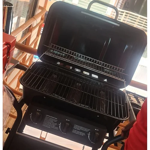 Outdoor 3- gas burner stainless steel bbq grill (NOT ASSEMBLED)- BLACK