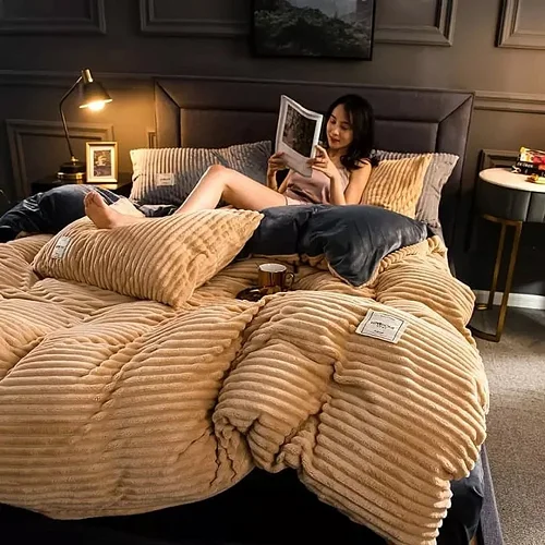 6*6  4pcs Duvet Set Luxury Coral Velvet Duvet With 1Bedsheet  2 Pillowcases - Beige