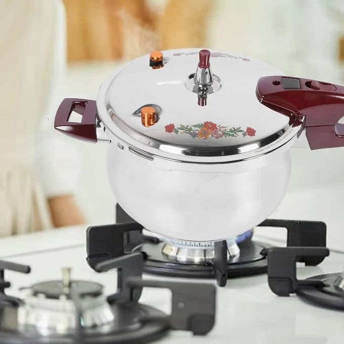 7L Stainless Steel Non Electric Pressure Cooker Mini Pressure Cooker for Induction Gas And Electric Stoves With Ergonomic Handle and Security Guard-Silver
