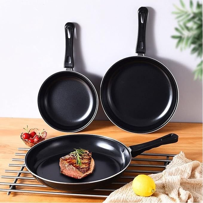 3-Piece Non-Stick Frying Pan Set 20/22/24cm – Black