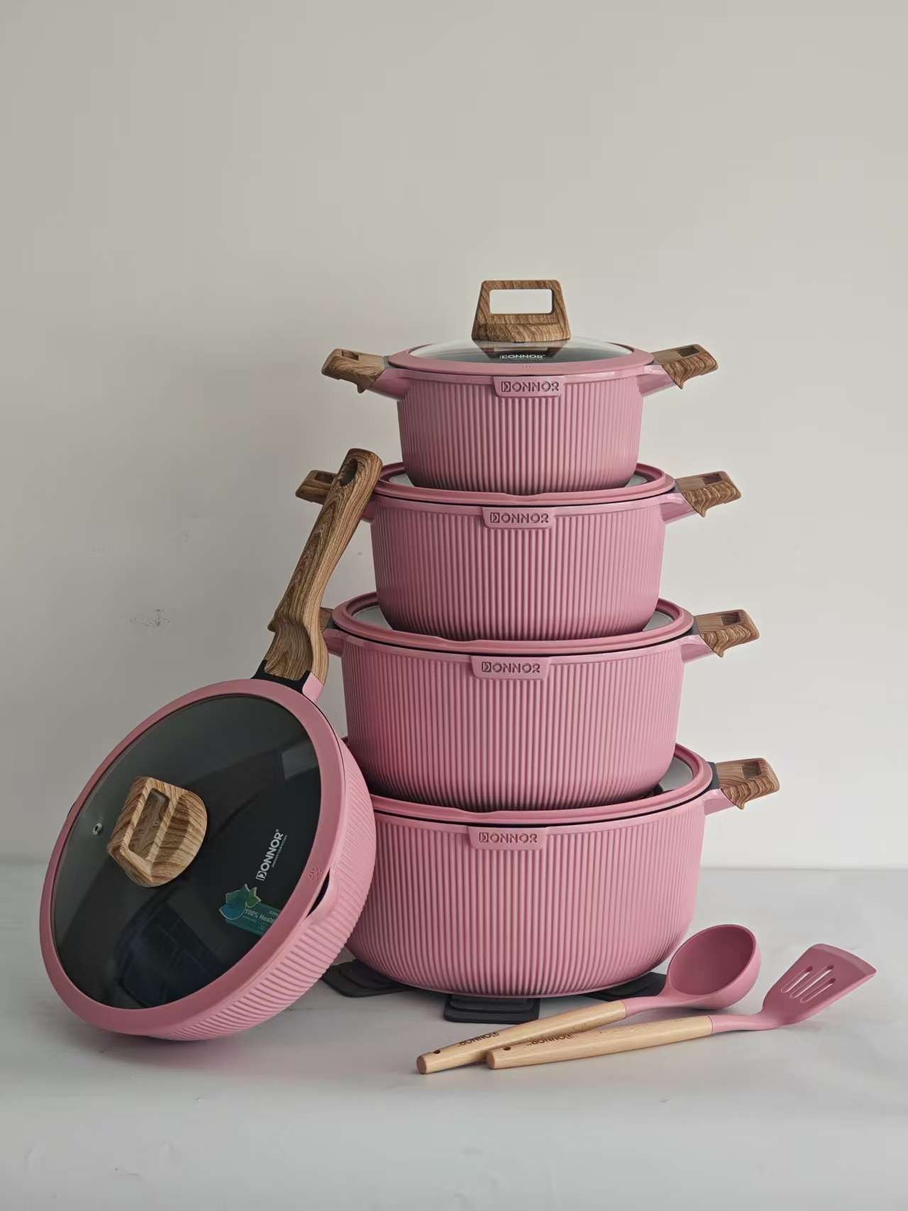 Elegant Non-Stick Cookware Set with Wood-Effect Accents (15 Pieces) - Multicolor Varies