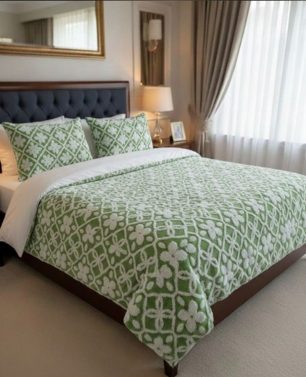 5x6 4pcs Tufted Fleece Duvet Set (1 Duvet, Bedsheet,  2 Pillowcases) - Multicolor