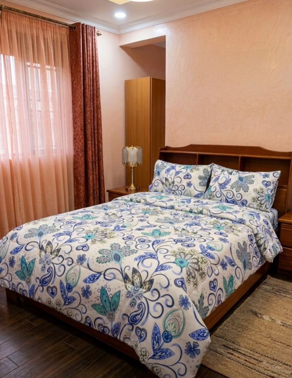 Grace Foam 5*6  Light Duvet Set, 1 Duvet 1 Bedsheet,  2 Pillows Cases - Color Prints Delivered Varies