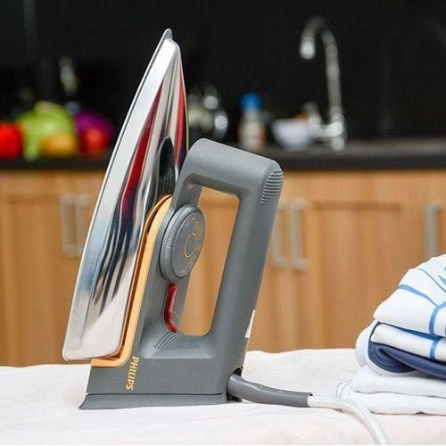 Philips 1172 Dry Flat Iron 1000 Watts. - Silver/ Black